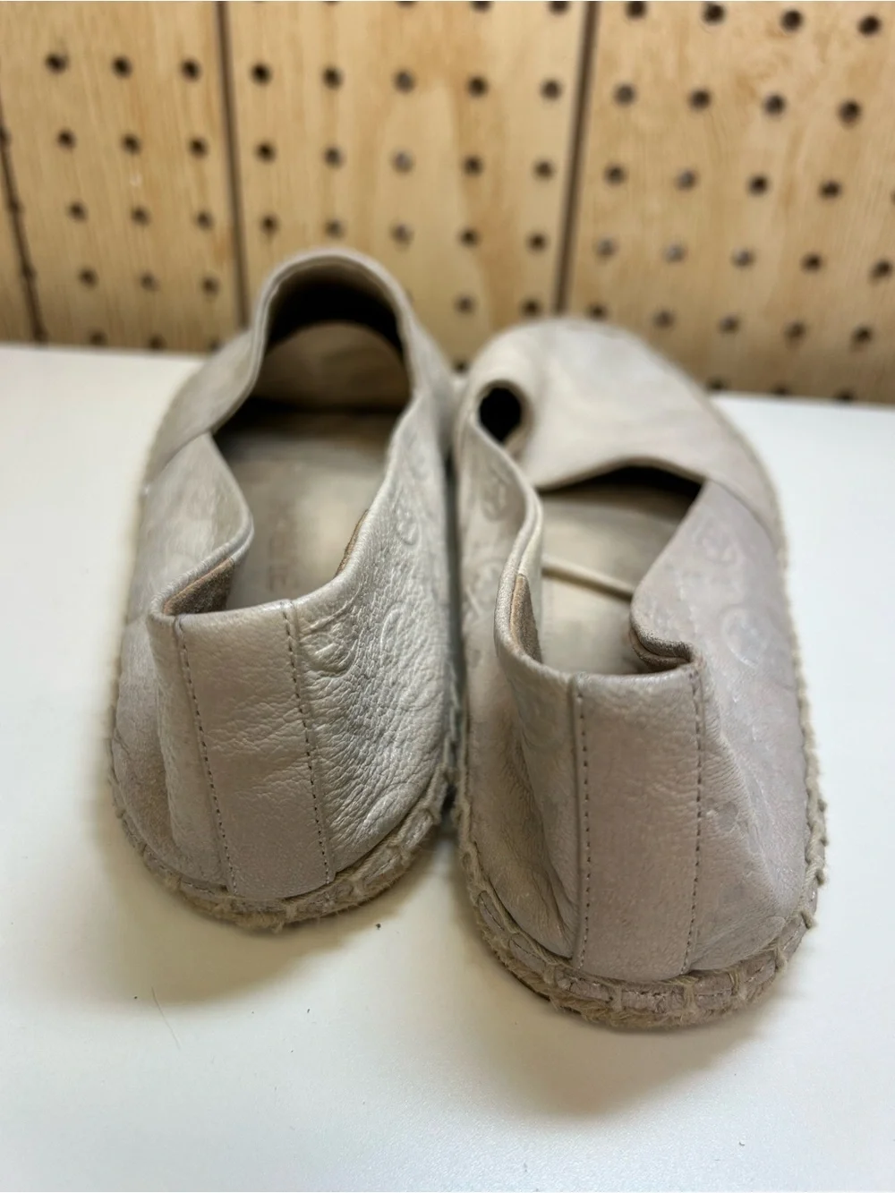Tory Burch Cream Leather Logo Espadrille Slip-Ons